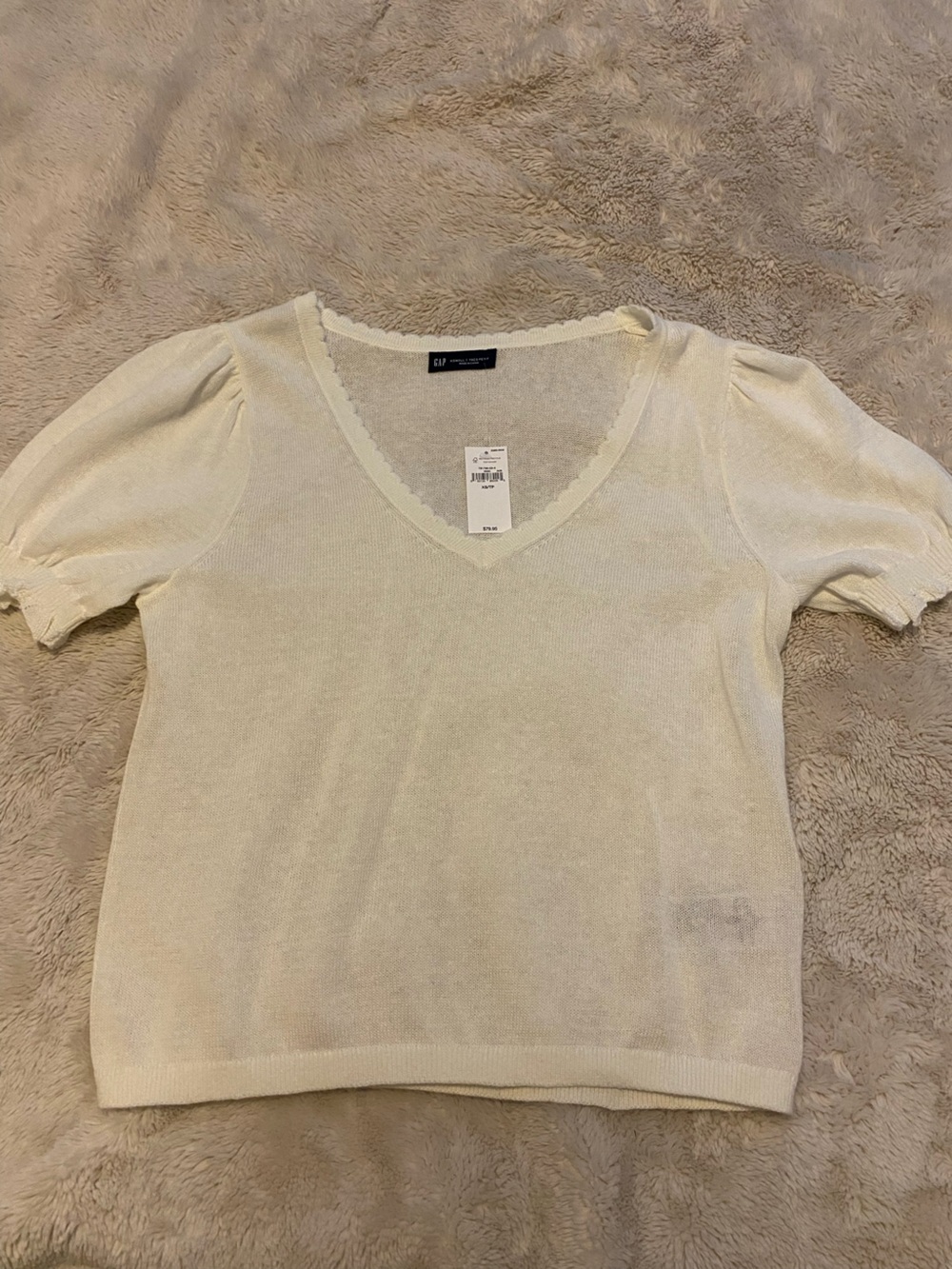 GAP Cream V-Neck Short Puff Sleeve Top